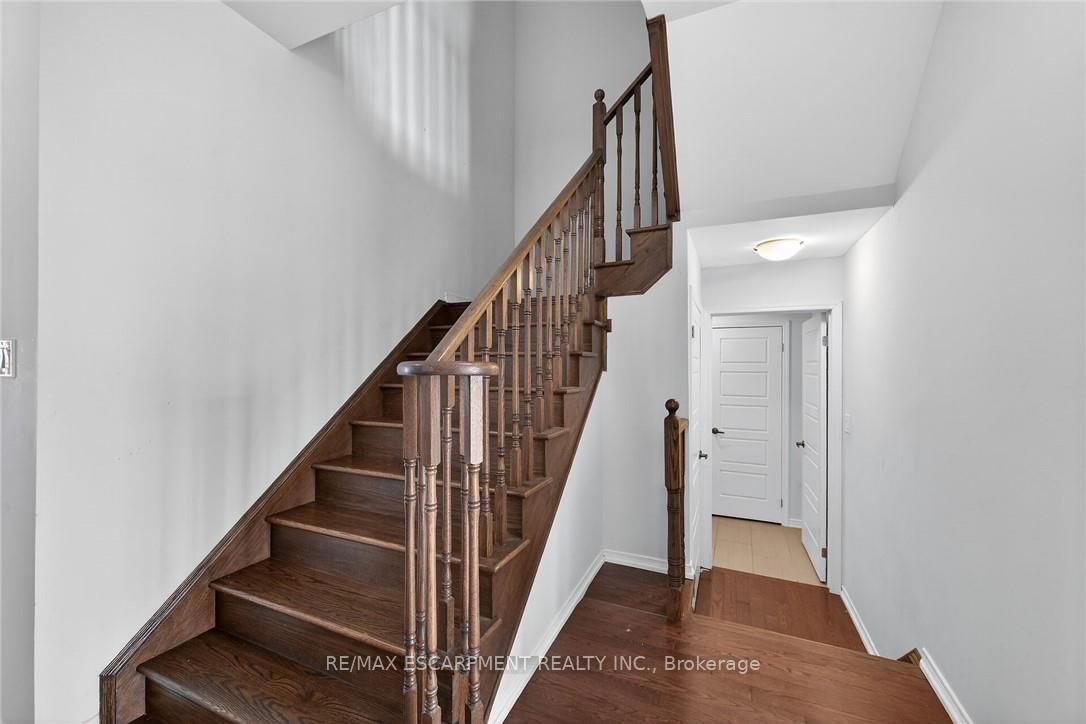 17 Larry Crescent - Photo 9