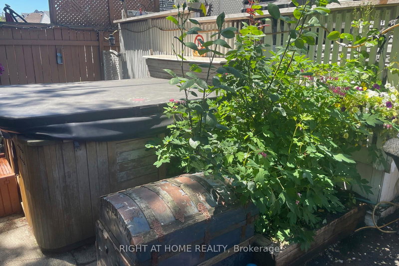 64 Wexford Ave N, Hamilton, L8H 4M4 | Image 3