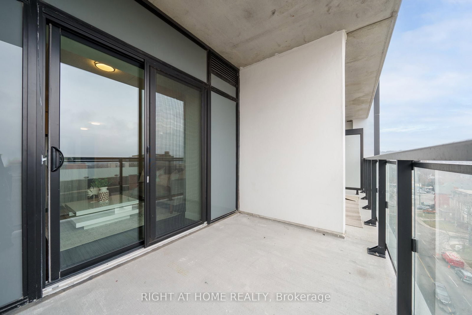 Condo for sale at 807-15 Queen Street, Hamilton, Ontario, L8P 0C6 - Central - MLS: X12801696