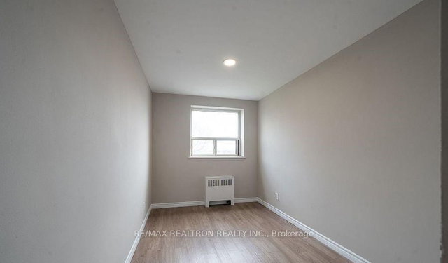 334D - 468 Ottawa Street N