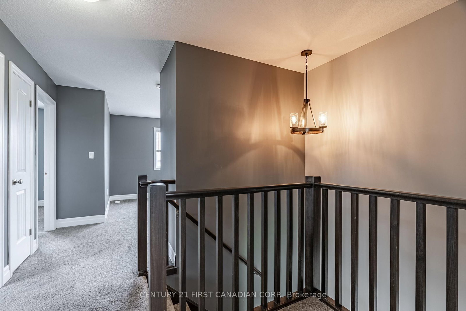 Detached House for sale at 181 Gilmour Drive, Lucan Biddulph, Ontario, N0M 2J0 - Lucan - MLS: X12802572