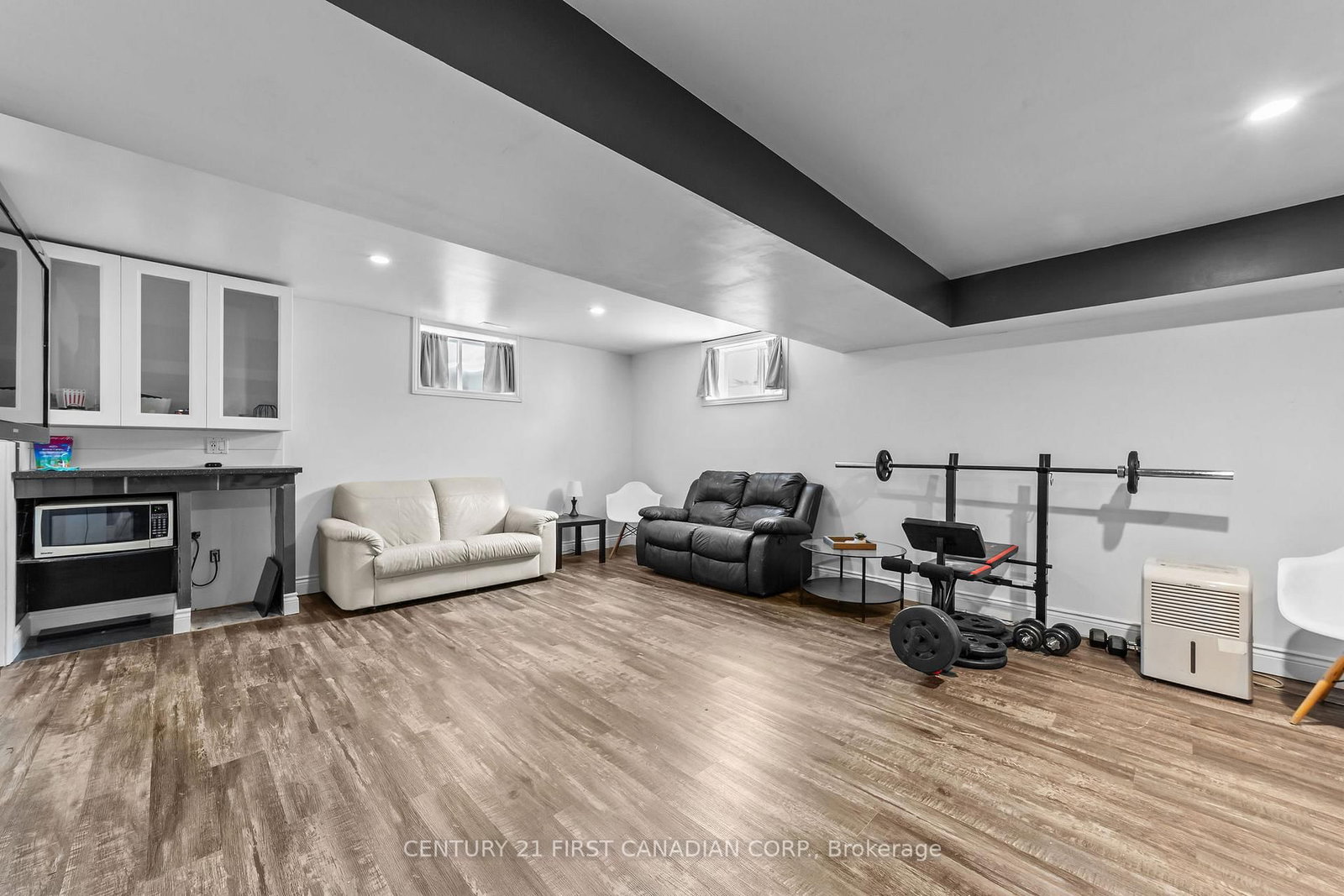 Detached House for sale at 181 Gilmour Drive, Lucan Biddulph, Ontario, N0M 2J0 - Lucan - MLS: X12802572