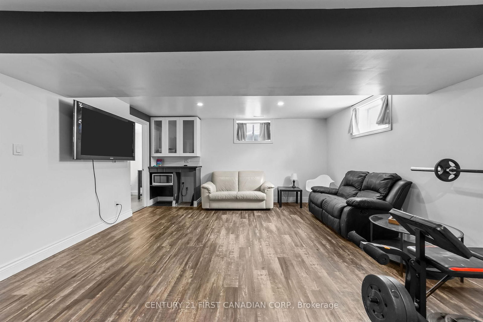 Detached House for sale at 181 Gilmour Drive, Lucan Biddulph, Ontario, N0M 2J0 - Lucan - MLS: X12802572