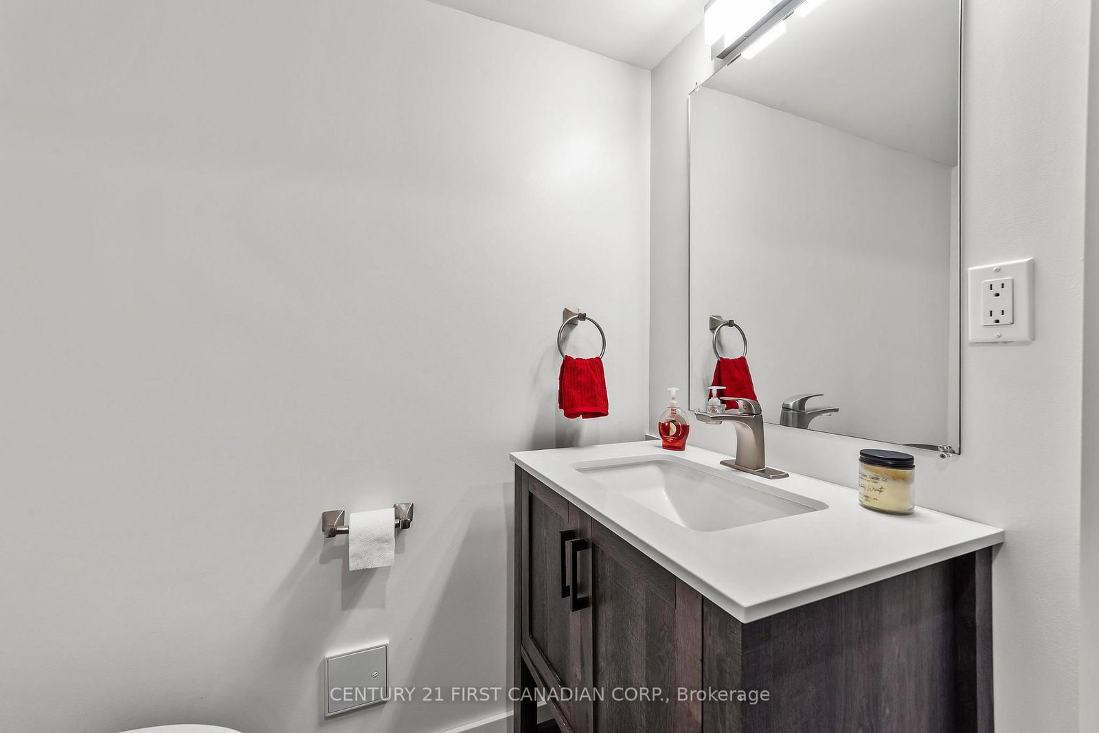 Detached House for sale at 181 Gilmour Drive, Lucan Biddulph, Ontario, N0M 2J0 - Lucan - MLS: X12802572