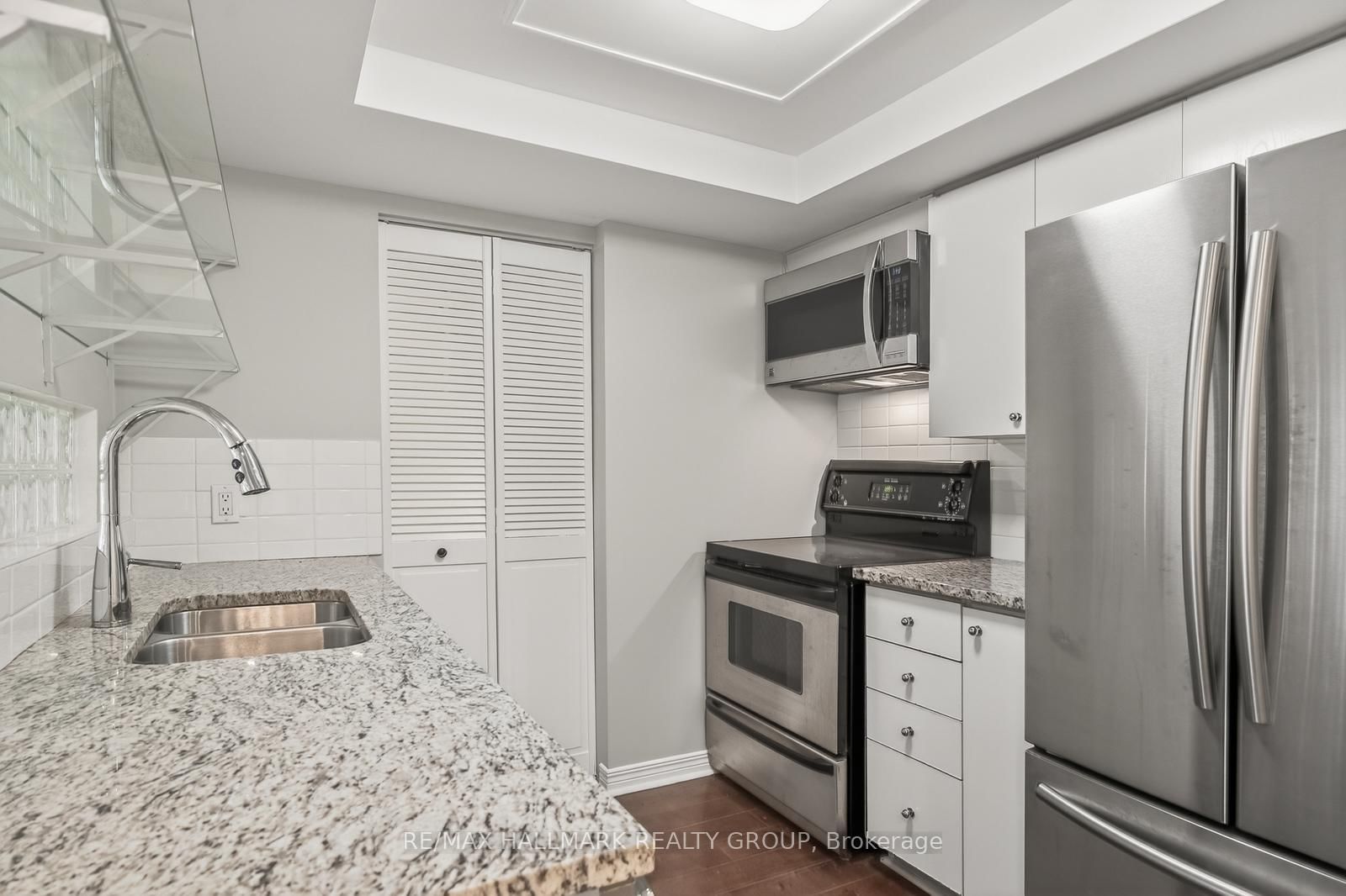 30 Charlevoix Street, Unit 203 - Photo 17