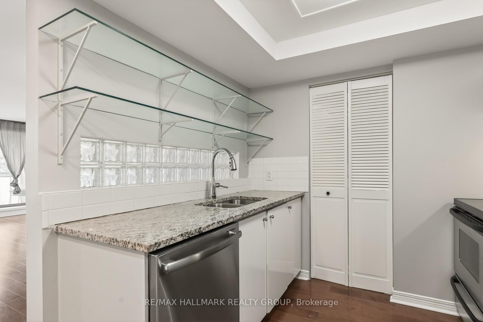 30 Charlevoix Street, Unit 203 - Photo 18