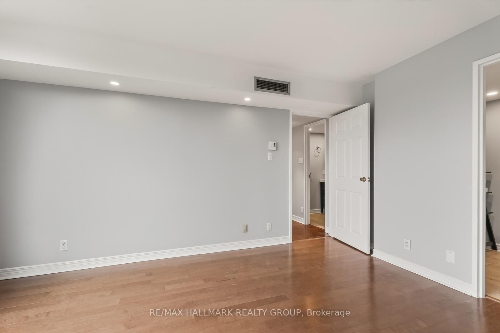 30 Charlevoix Street, Unit 203 - Photo 25