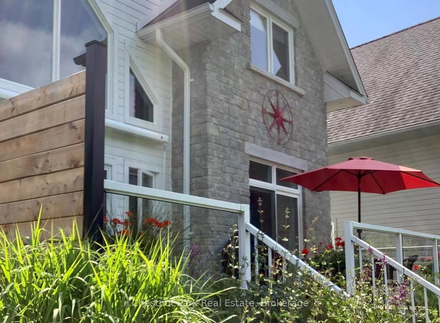 28 - 8 William James Court