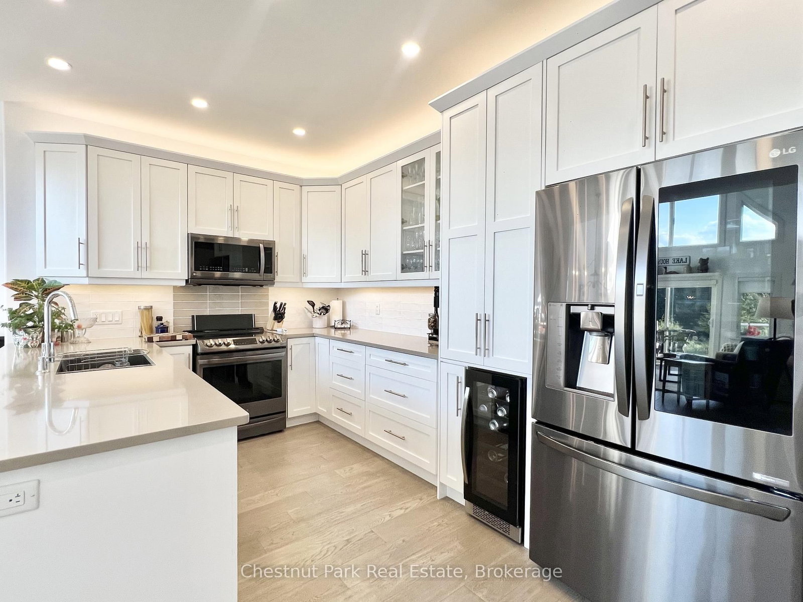 8 William James Court • #28 • Dysart et al, ON photo 9