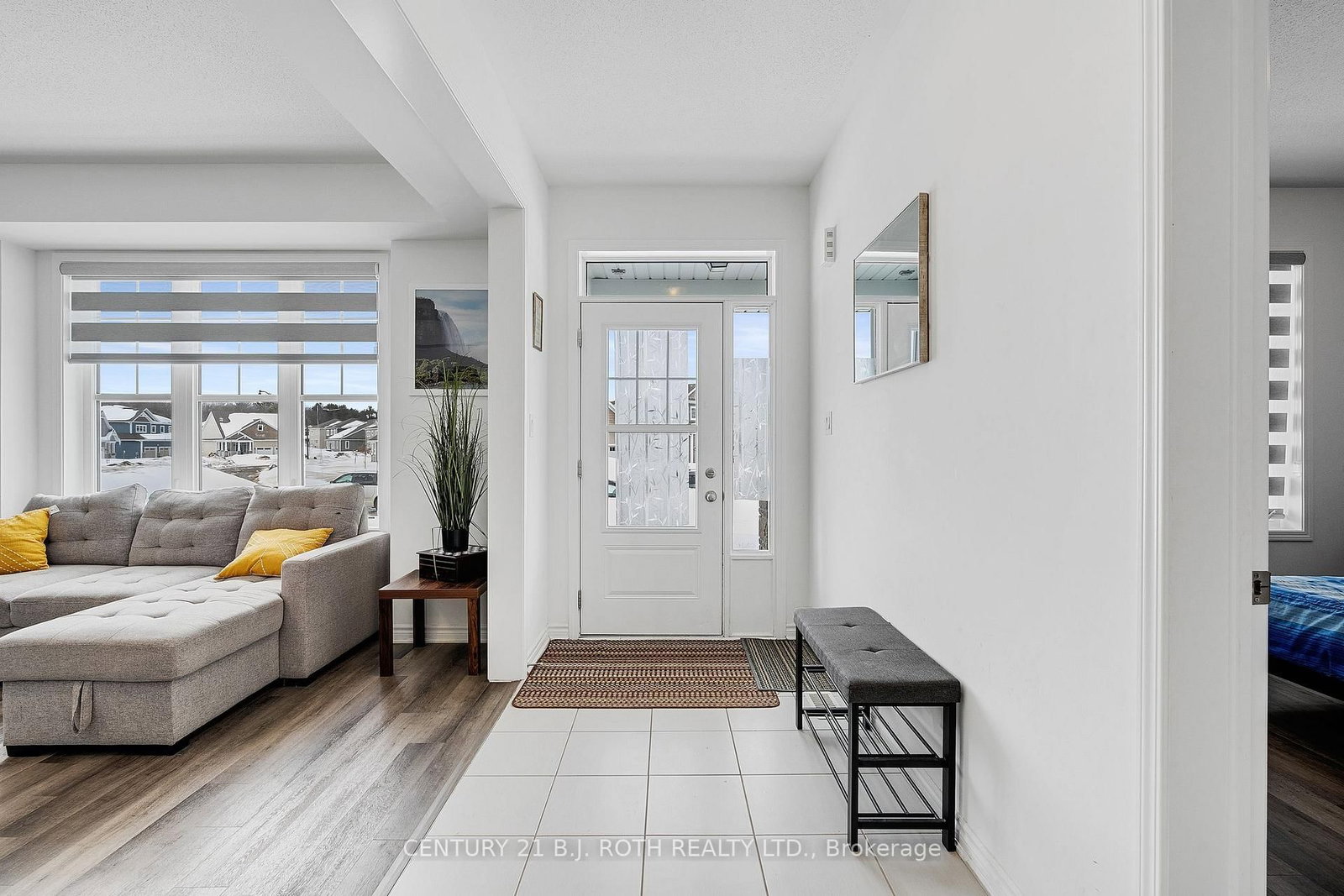 Detached House for sale at 22 Dyer Crescent, Bracebridge, Ontario, P1L 0N4 - Macaulay - MLS: X12802894