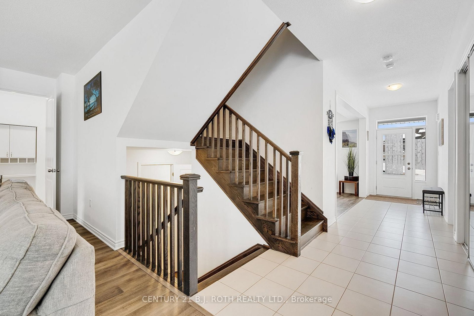 Detached House for sale at 22 Dyer Crescent, Bracebridge, Ontario, P1L 0N4 - Macaulay - MLS: X12802894