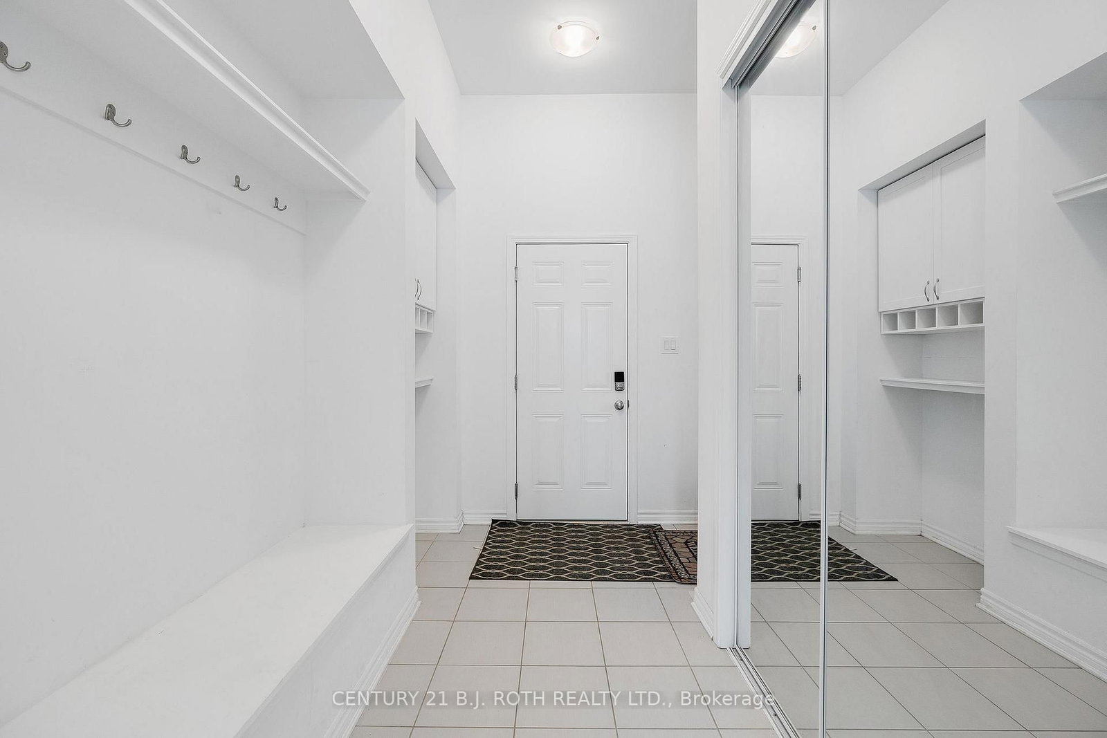 Detached House for sale at 22 Dyer Crescent, Bracebridge, Ontario, P1L 0N4 - Macaulay - MLS: X12802894