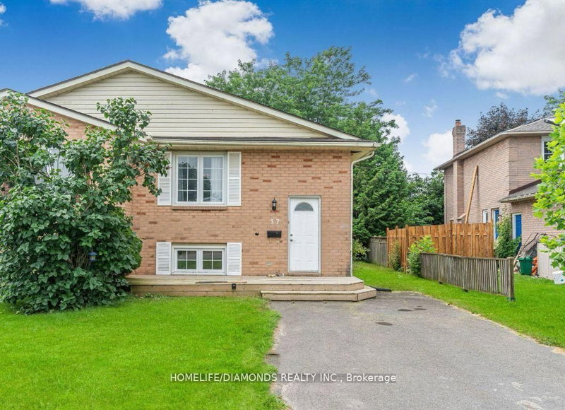 37 Briarsdale Cres, Welland, L3C 6S8 | Image 2