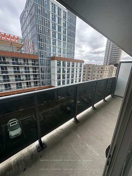 162 - 258A Sunview St, Waterloo, N2L 0H6 | Image 2