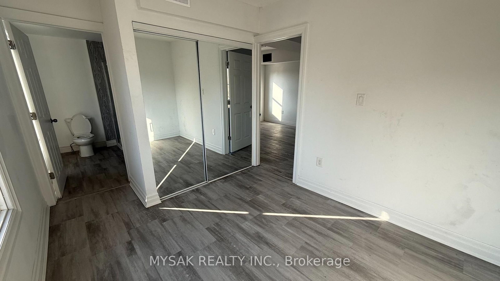 7 King Street - Photo 10