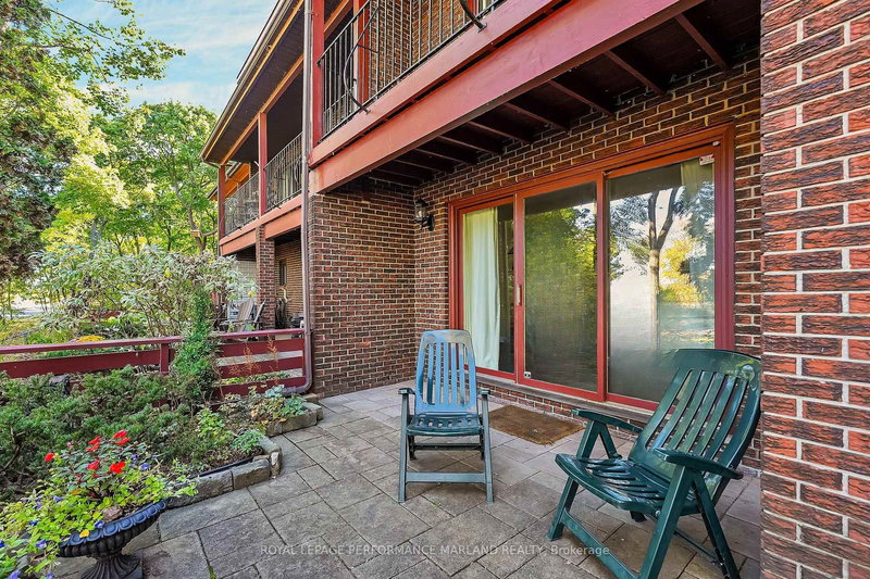 31 Aylen Ave, Ottawa, K2A 3P6 | Image 2