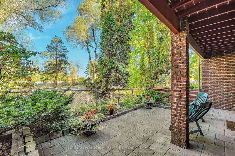 31 Aylen Ave, Ottawa, K2A 3P6 | Image 3