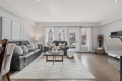 Unit 13 — 167 Arkell Road — photo 6