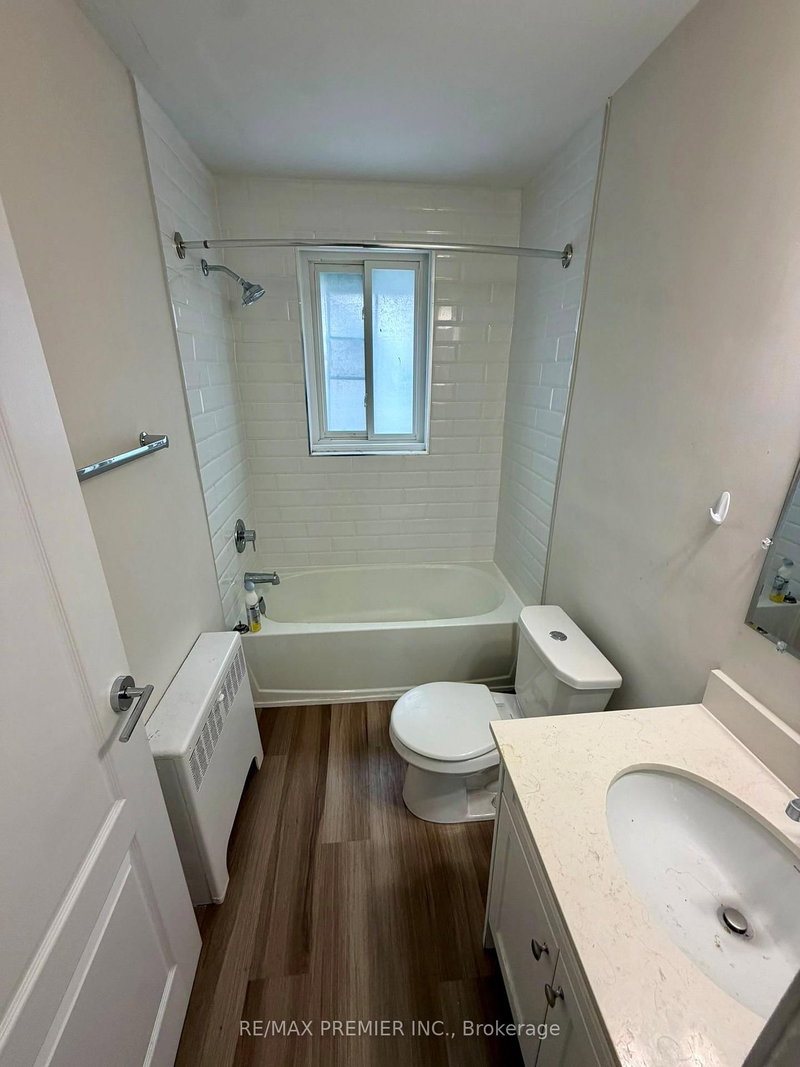 1 - 10 Croswaite Ave S, Hamilton, L8K 2T8 | Image 2