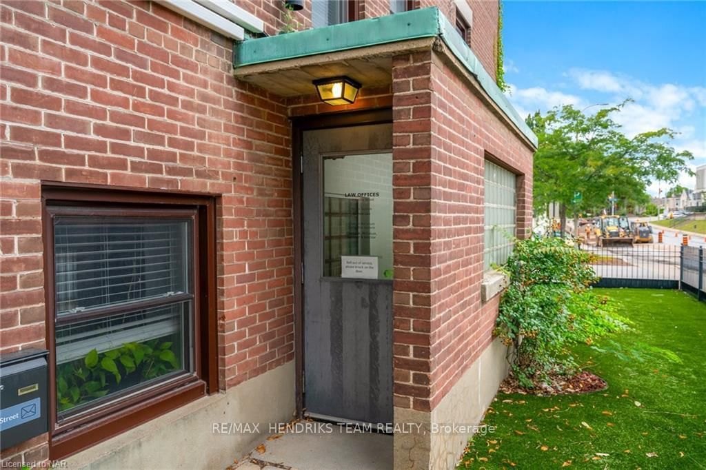 145 KING Street, Unit Lower Level - Photo 3