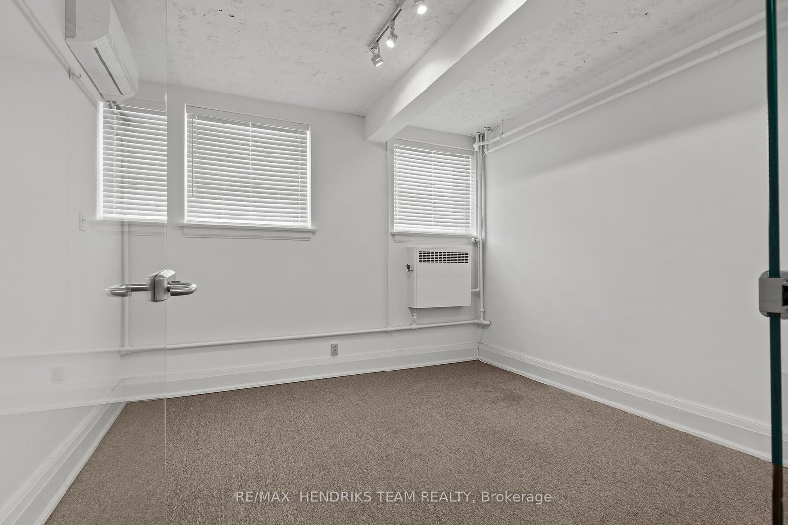 145 KING Street, Unit Lower Level - Photo 9