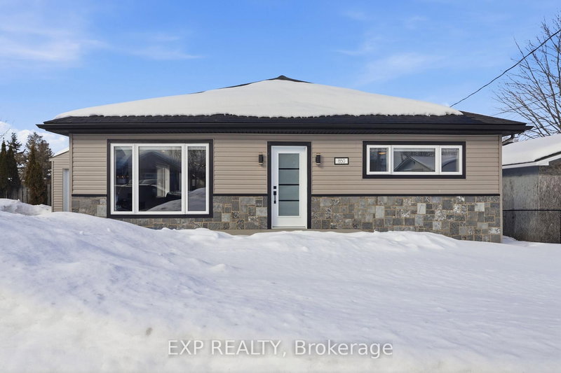 home for sale on 850 Chapman Street