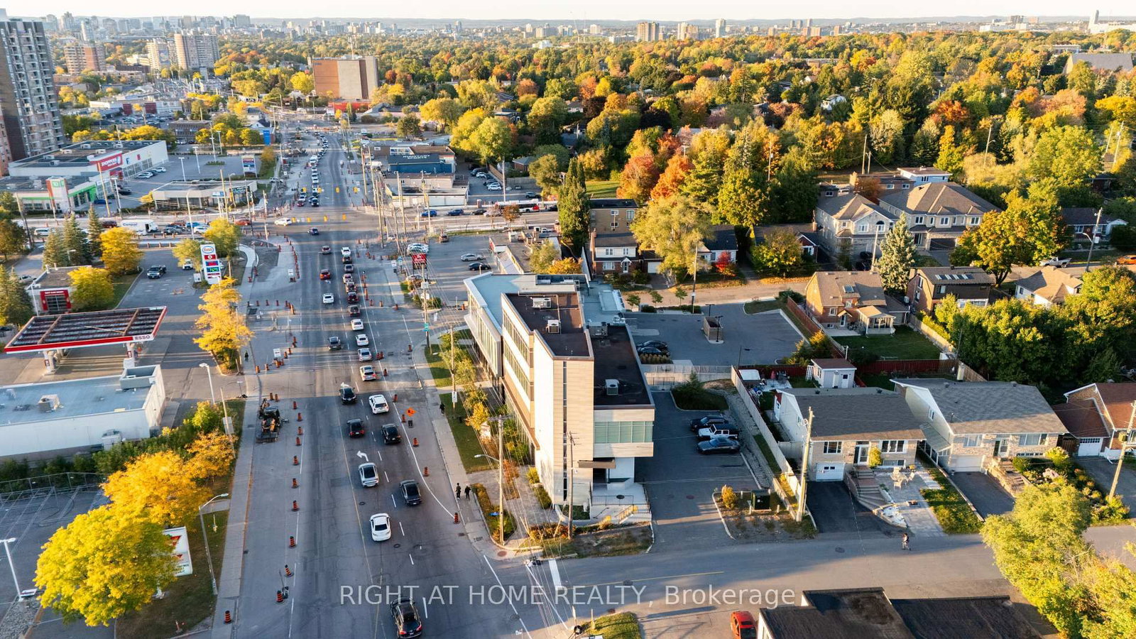 1637 BANK Street, Unit 101 - Photo 6