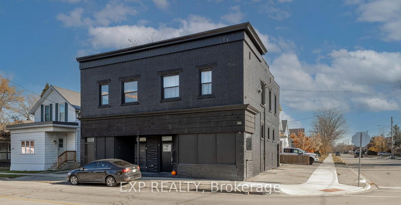 241 ROSS St, St. Thomas, N5R 3Y5 | Image 2