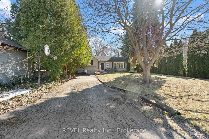 639 Penner St, Niagara-on-the-Lake, L0S 1T0 | Image 3