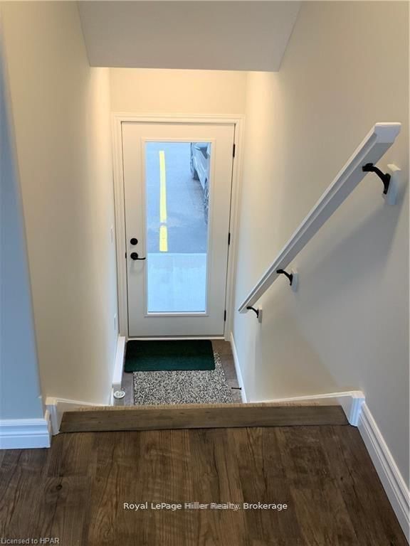 #6 - 3192 Vivian Line 37 Line