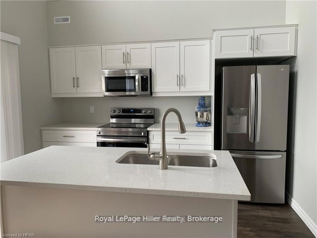 #6 - 3192 Vivian Line 37 Line