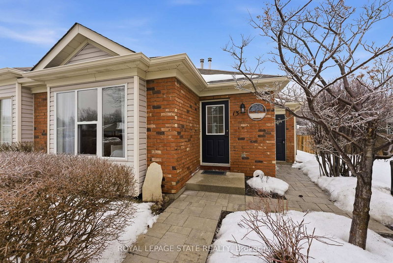 13 - 175 Fiddlers Green Rd, Hamilton, L9G 4X7 | Image 3
