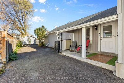 107 Queen Street North, Renfrew, Ontario image-0-1