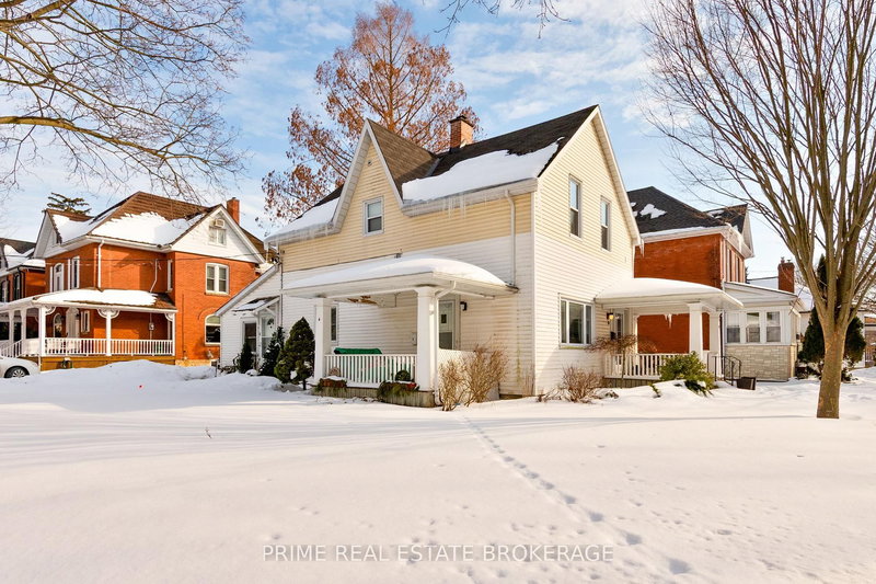 home for sale on 95 Elgin Street