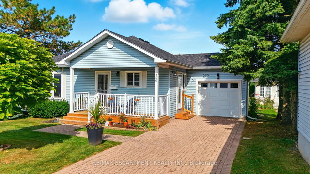 360 Silverbirch Boulevard