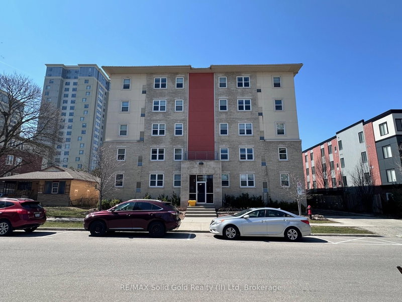 102 - 271 Lester St, Waterloo, N2L 3W6 | Image 2