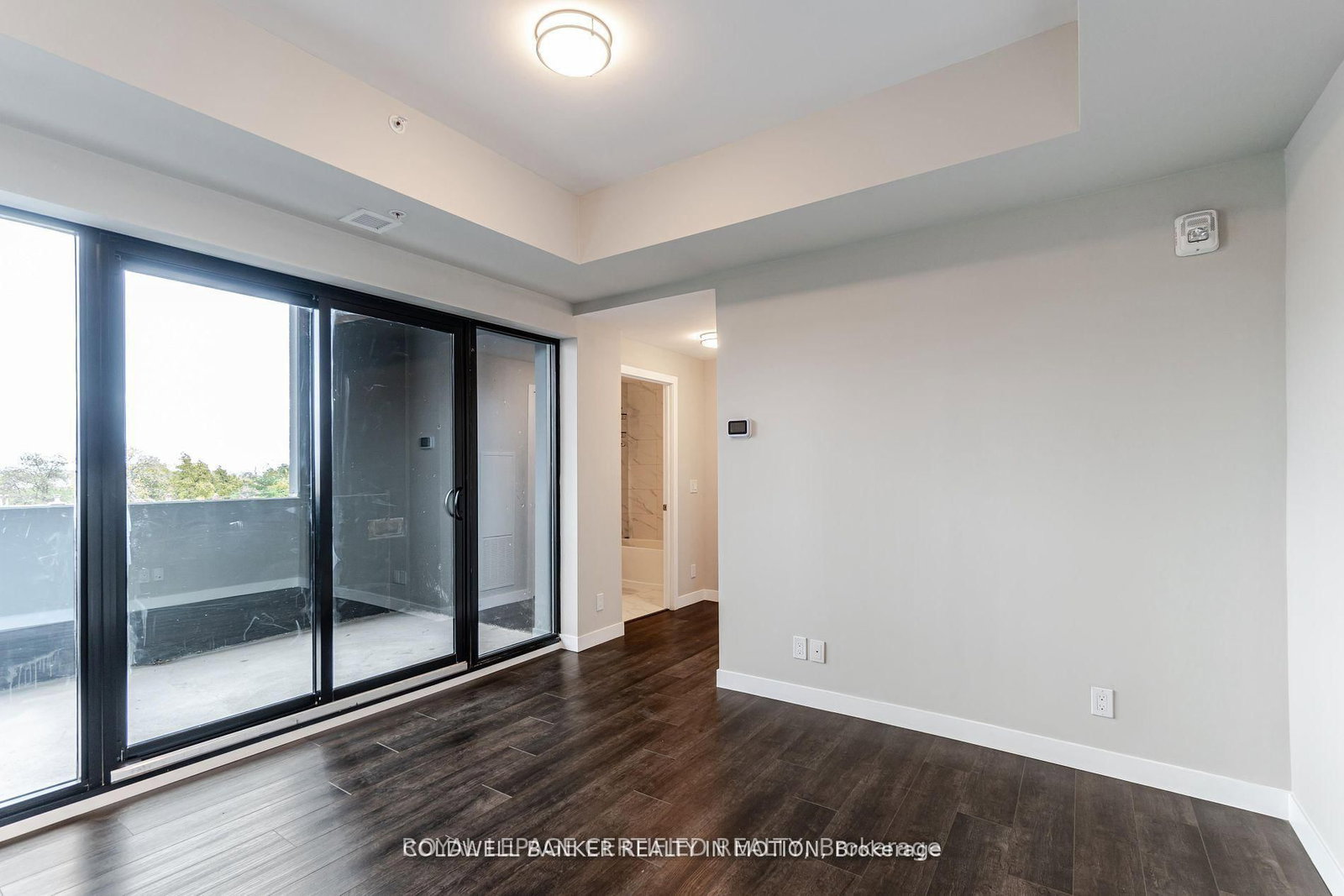 Condo for sale at 303-15 Queen Street, Hamilton, Ontario, L8P 0C6 - Central - MLS: X12806412