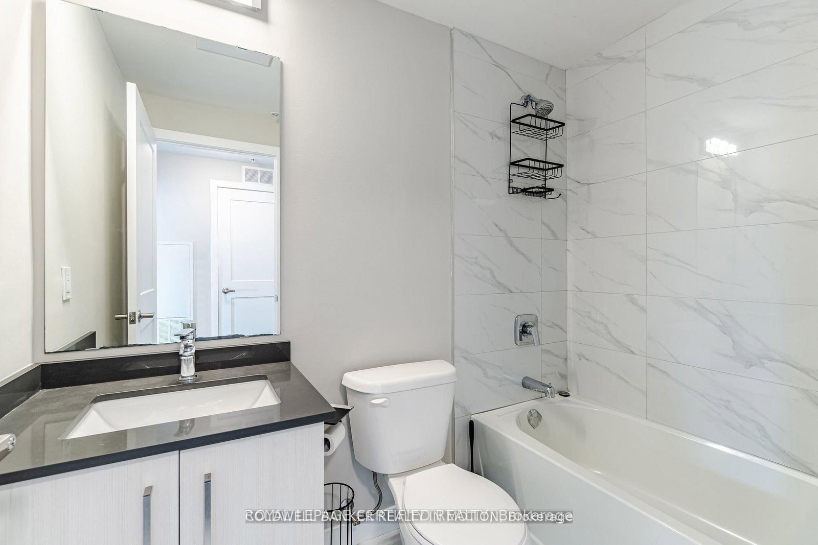 Condo for sale at 303-15 Queen Street, Hamilton, Ontario, L8P 0C6 - Central - MLS: X12806412