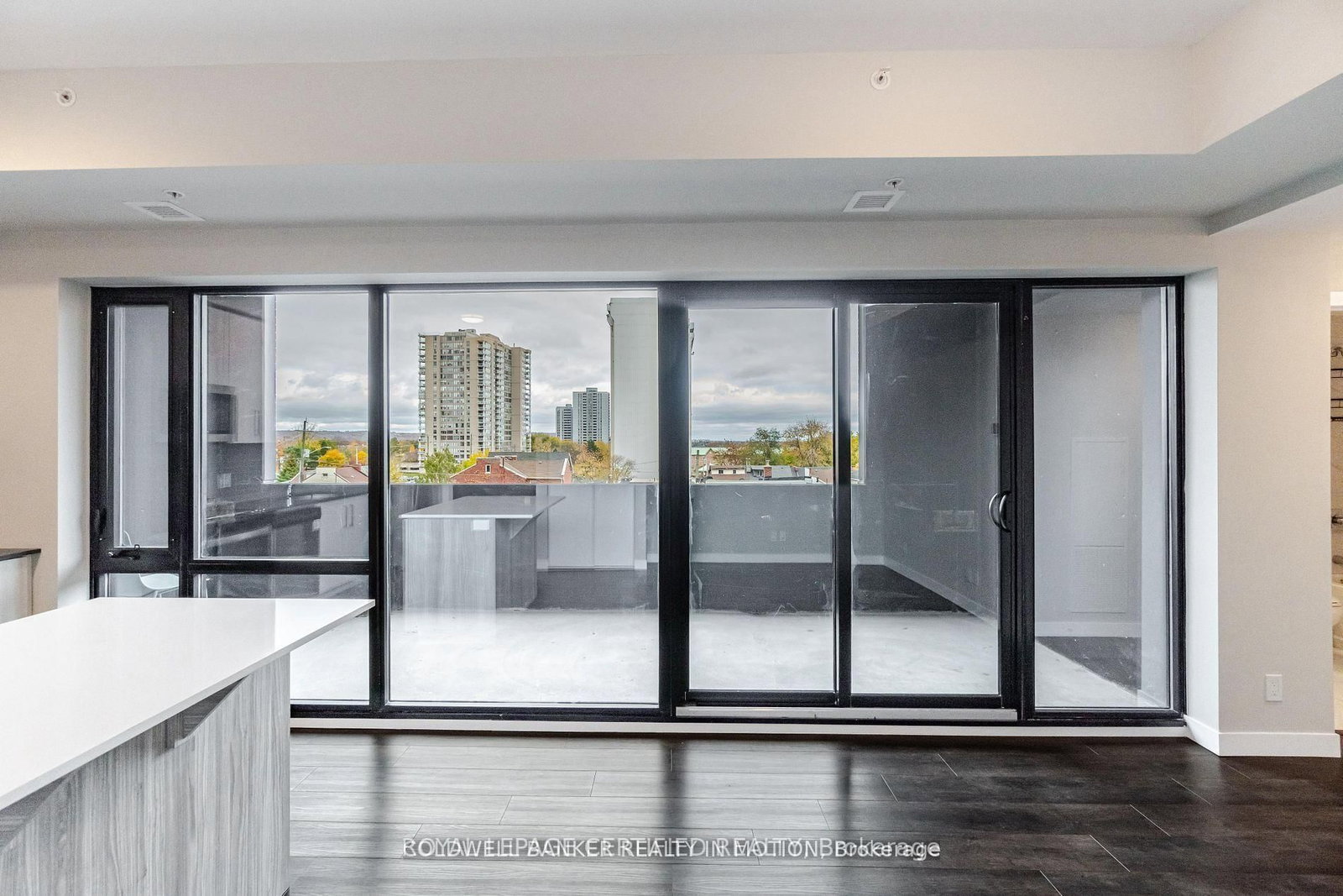 Condo for sale at 303-15 Queen Street, Hamilton, Ontario, L8P 0C6 - Central - MLS: X12806412