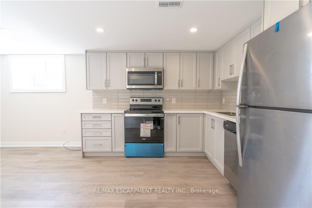 749 Upper Ottawa Street, Unit 2 - Photo 7