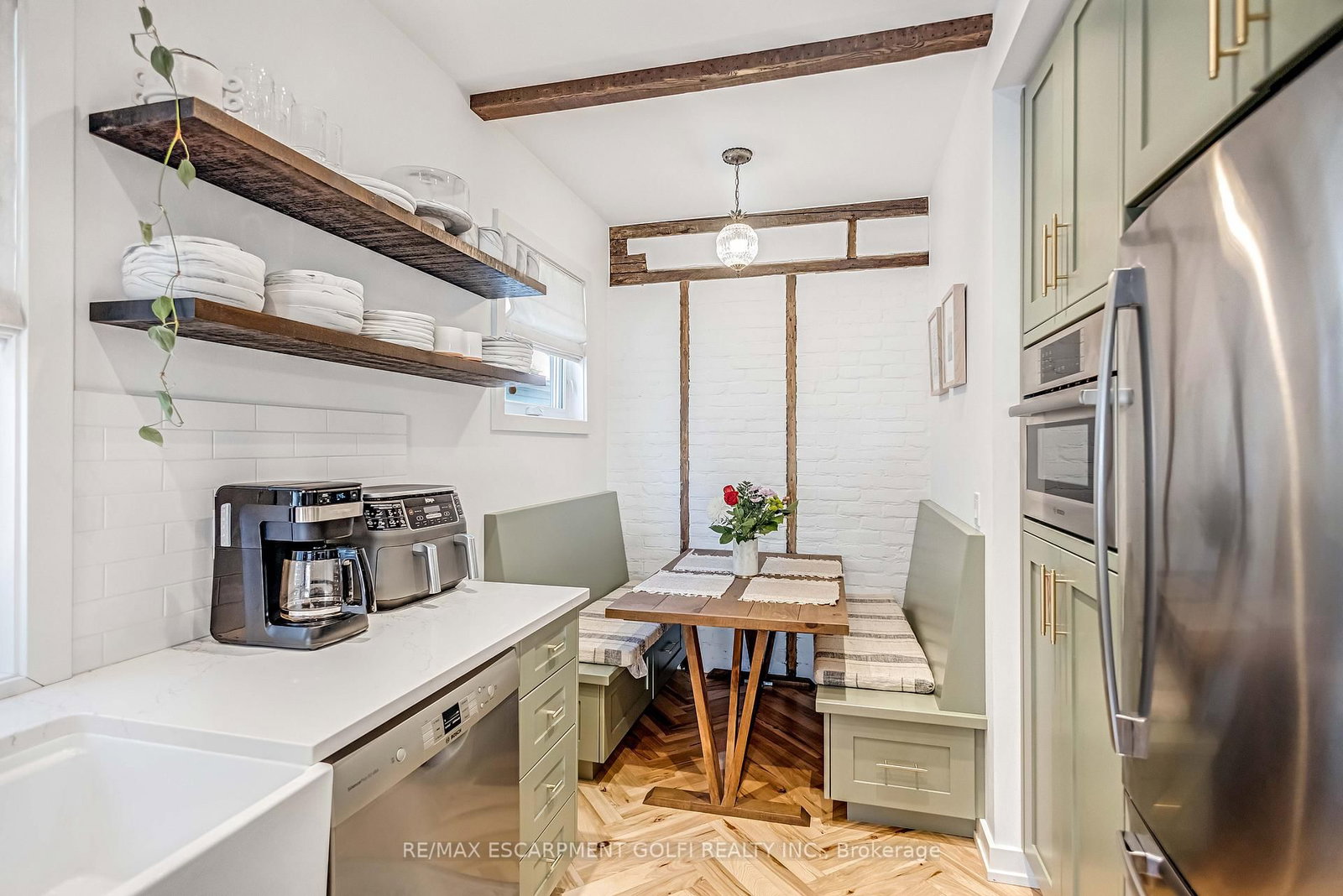 Detached House for sale at 369 Charlton Avenue, Hamilton, Ontario, L8P 2E6 - Kirkendall - MLS: X12806748