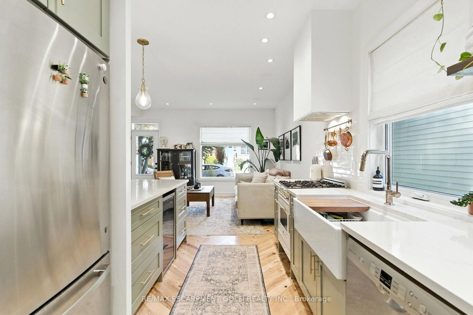 Detached House for sale at 369 Charlton Avenue, Hamilton, Ontario, L8P 2E6 - Kirkendall - MLS: X12806748