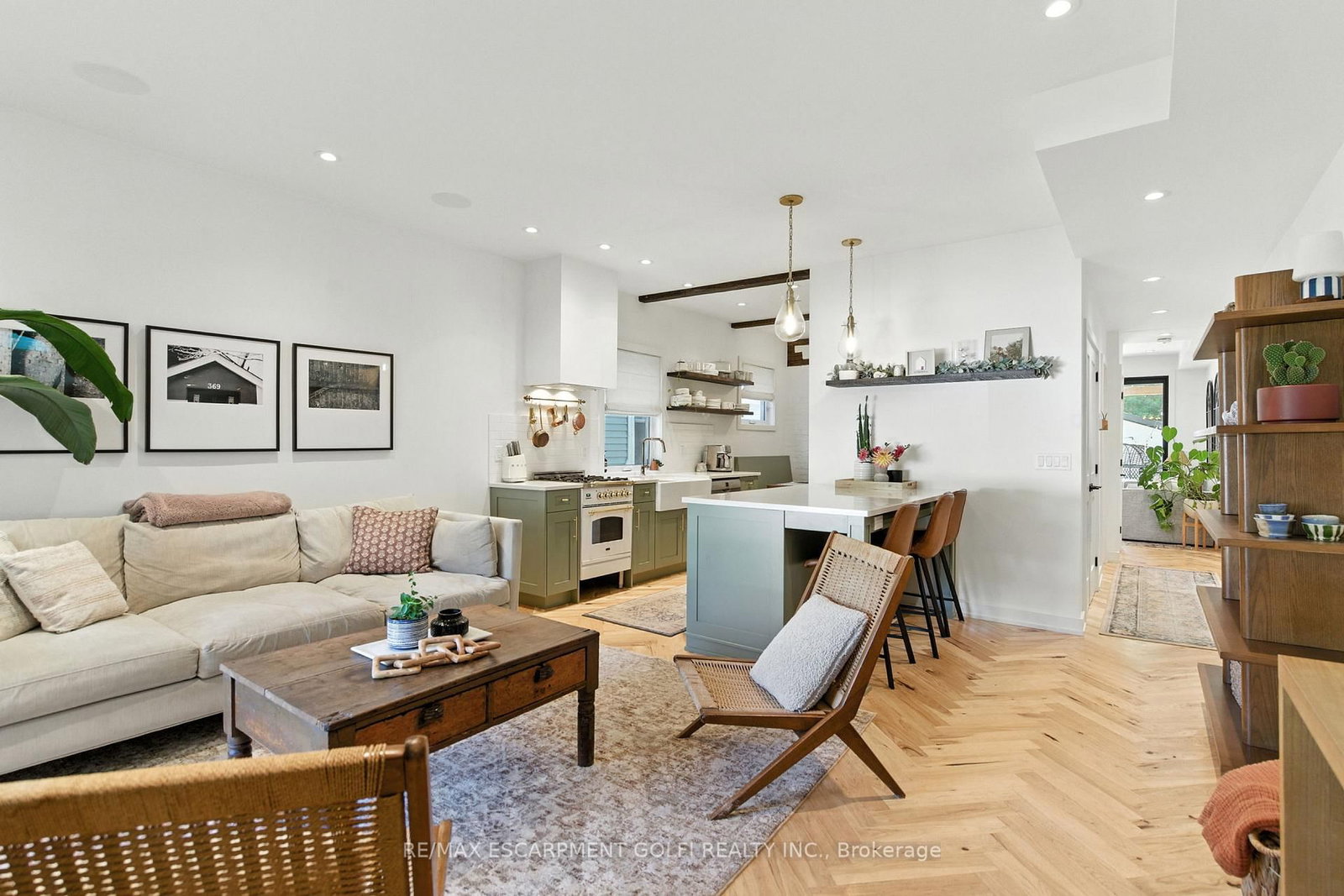 Detached House for sale at 369 Charlton Avenue, Hamilton, Ontario, L8P 2E6 - Kirkendall - MLS: X12806748