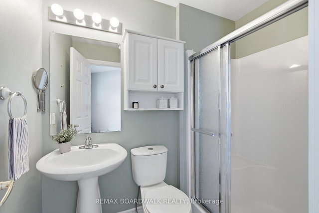 307 Chestnut Green Private