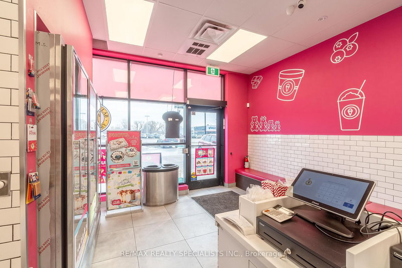 7D - 1025 Talbot St, St. Thomas, N5P 3R6 | Image 2