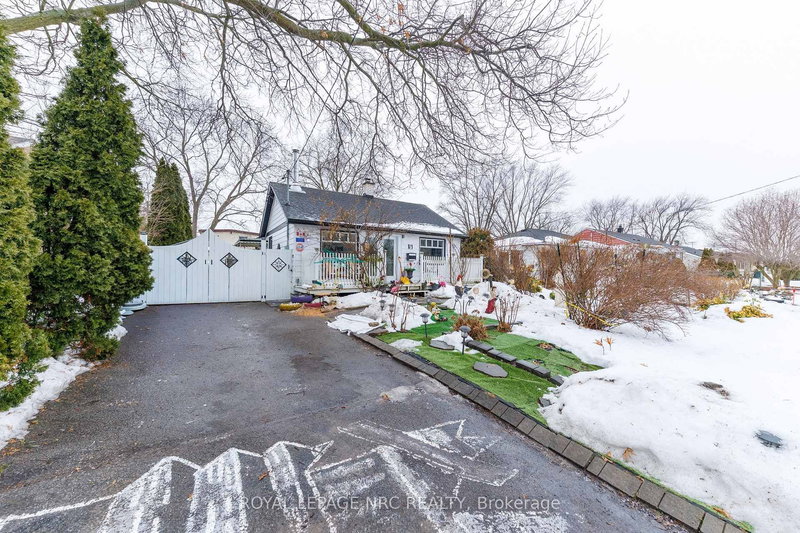 7 Vera St, St. Catharines, L2S 1C3 | Image 2