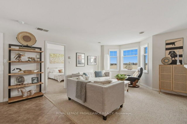 202 - 5 Dockside Lane