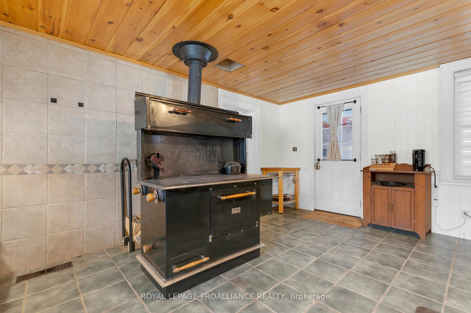 369 5th Concession Road S • Kaladar, ON photo 16