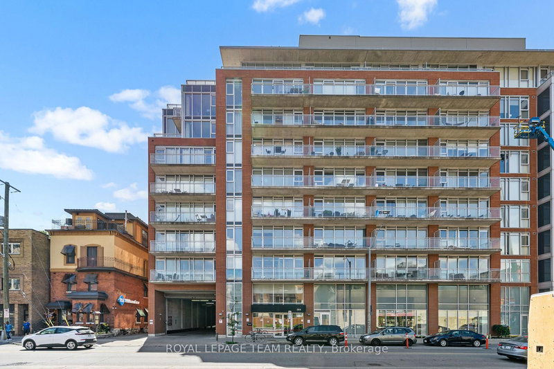 home for sale on 608-354 Gladstone Avenue