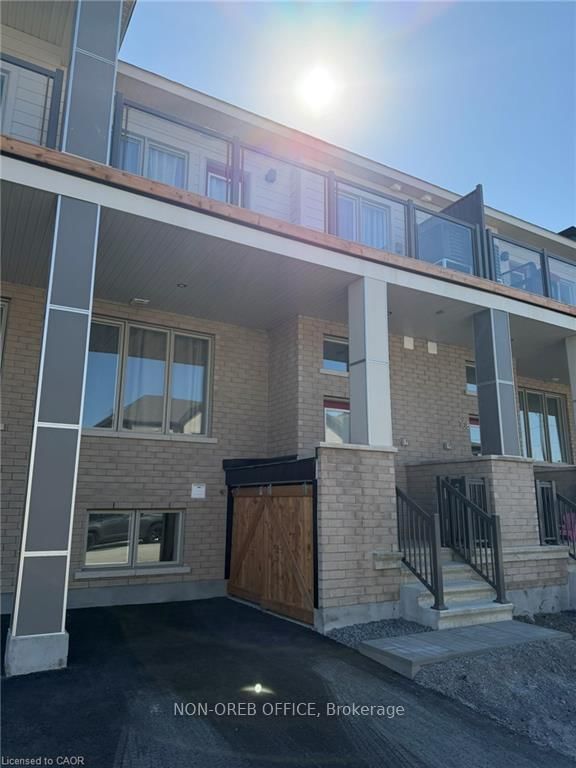 110 Ryan Reynolds Way, Orleans, K4A 5T4 | Image 2